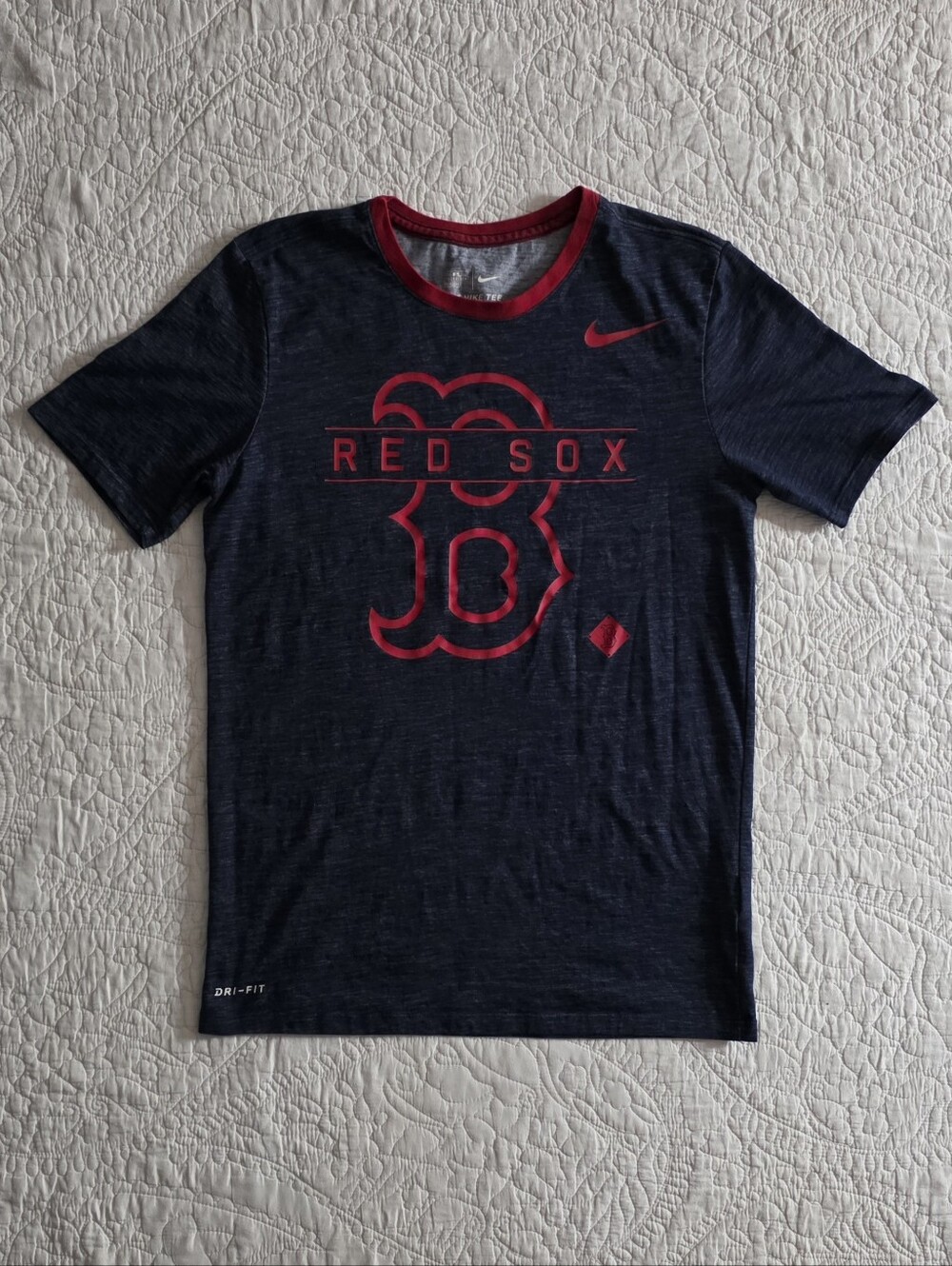 Nike Boston Red Sox Dri-FIT Graphic T-Shirt Navy Red Men’s Small